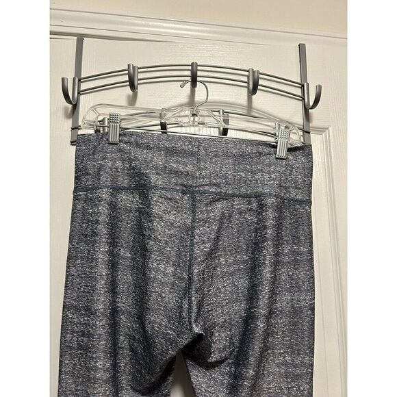 Chicago Cubs Major League Fitness Women’s Leggings L MLB Baseball EUC - Picture 16 of 16